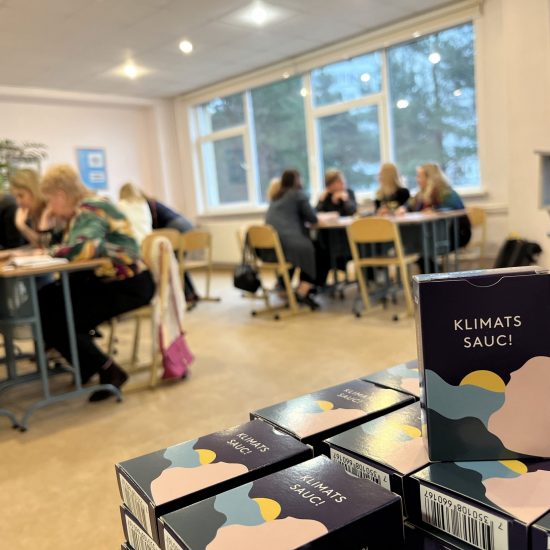 Lärarutbildning klimatundervisning med korspelet Klimatkoll